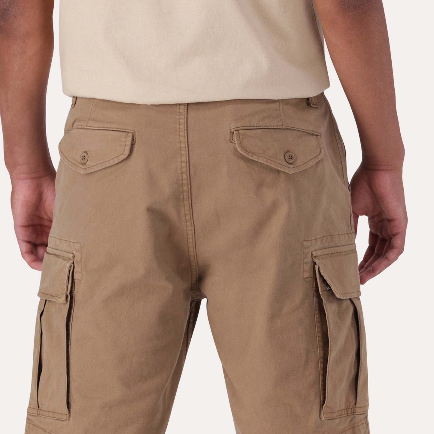 LEVI'S® MEN'S CARRIER CARGO SHORTS - TAN