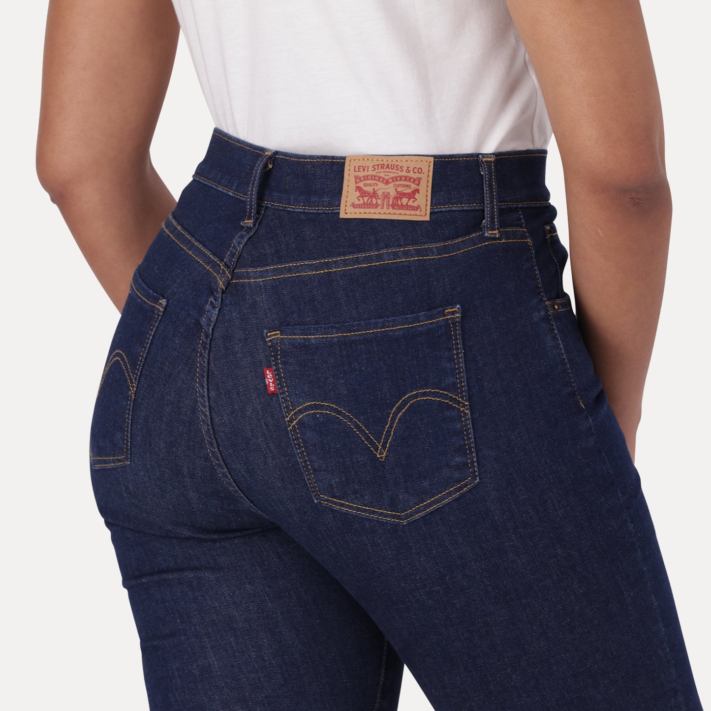 LEVI'S® CURVY HIGH-RISE SUPERSKINNY