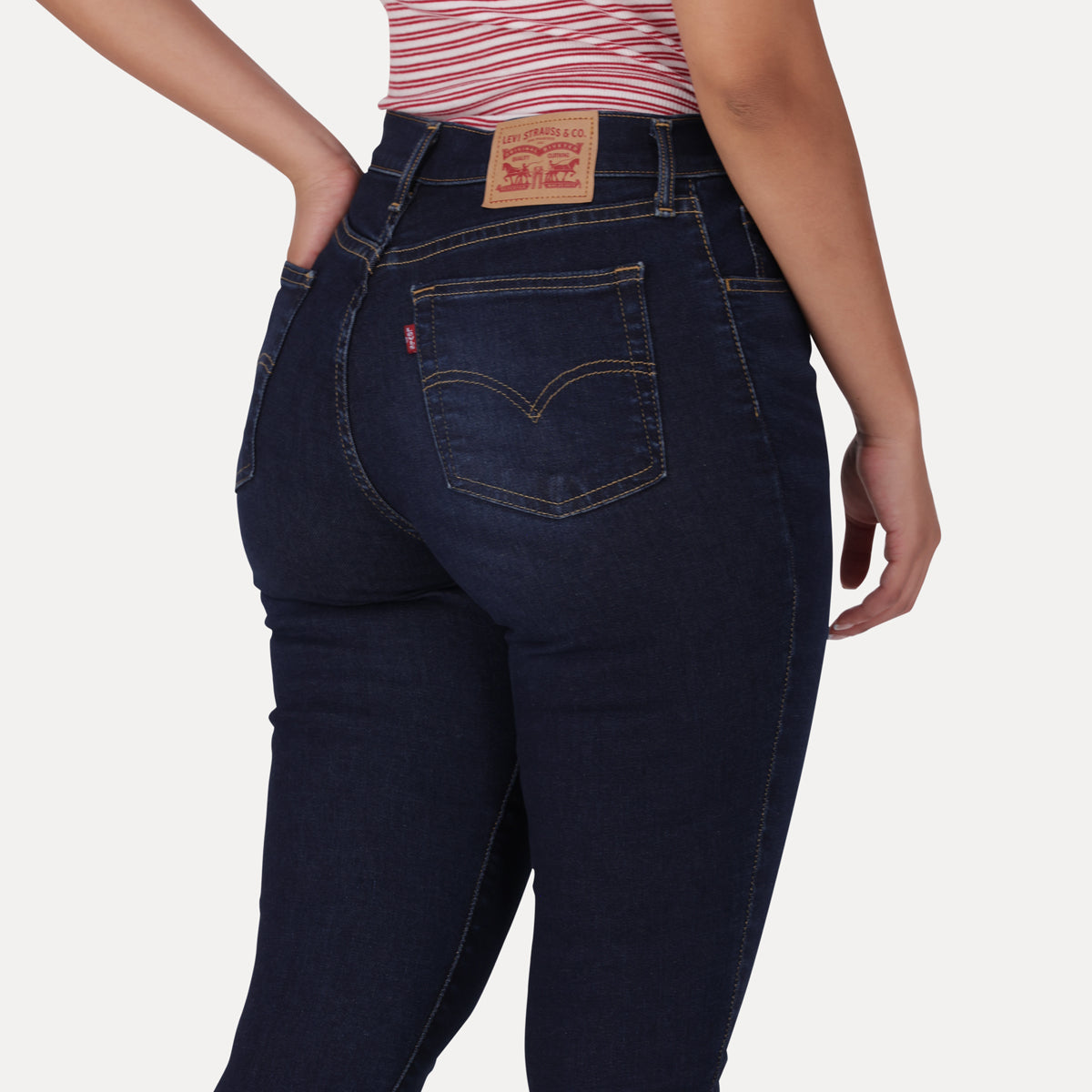 LEVI'S® WOMEN'S 720 HIGH-RISE SUPER SKINNY JEANS - DARK INDIGO - WORN IN