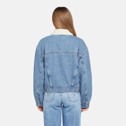 LEVI'S® WOMEN'S '90S SHERPA TRUCKER JACKET - DARK INDIGO - WORN IN