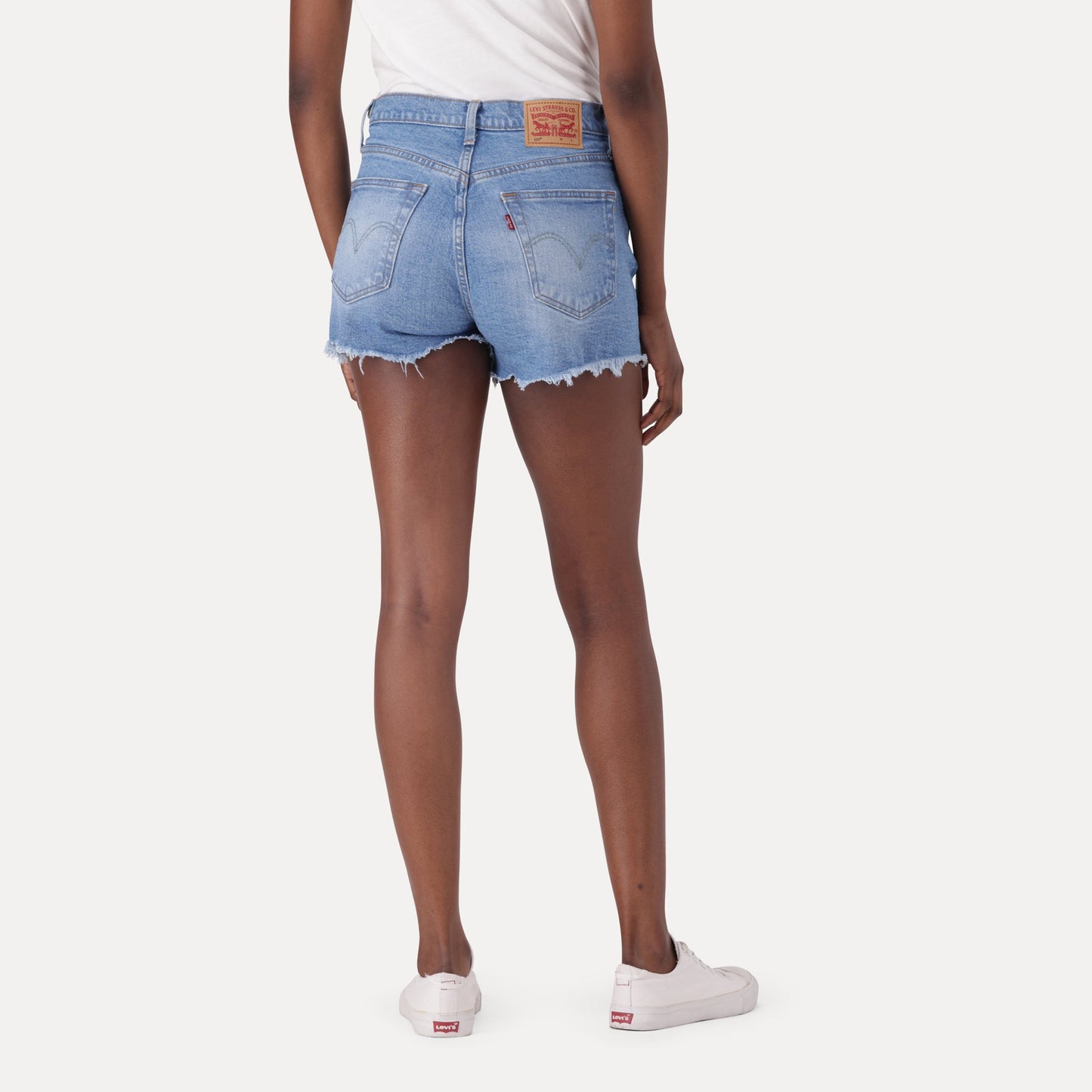 LEVI'S® WOMEN'S 501® ORIGINAL HIGH-RISE JEAN SHORTS - MED INDIGO - WORN IN