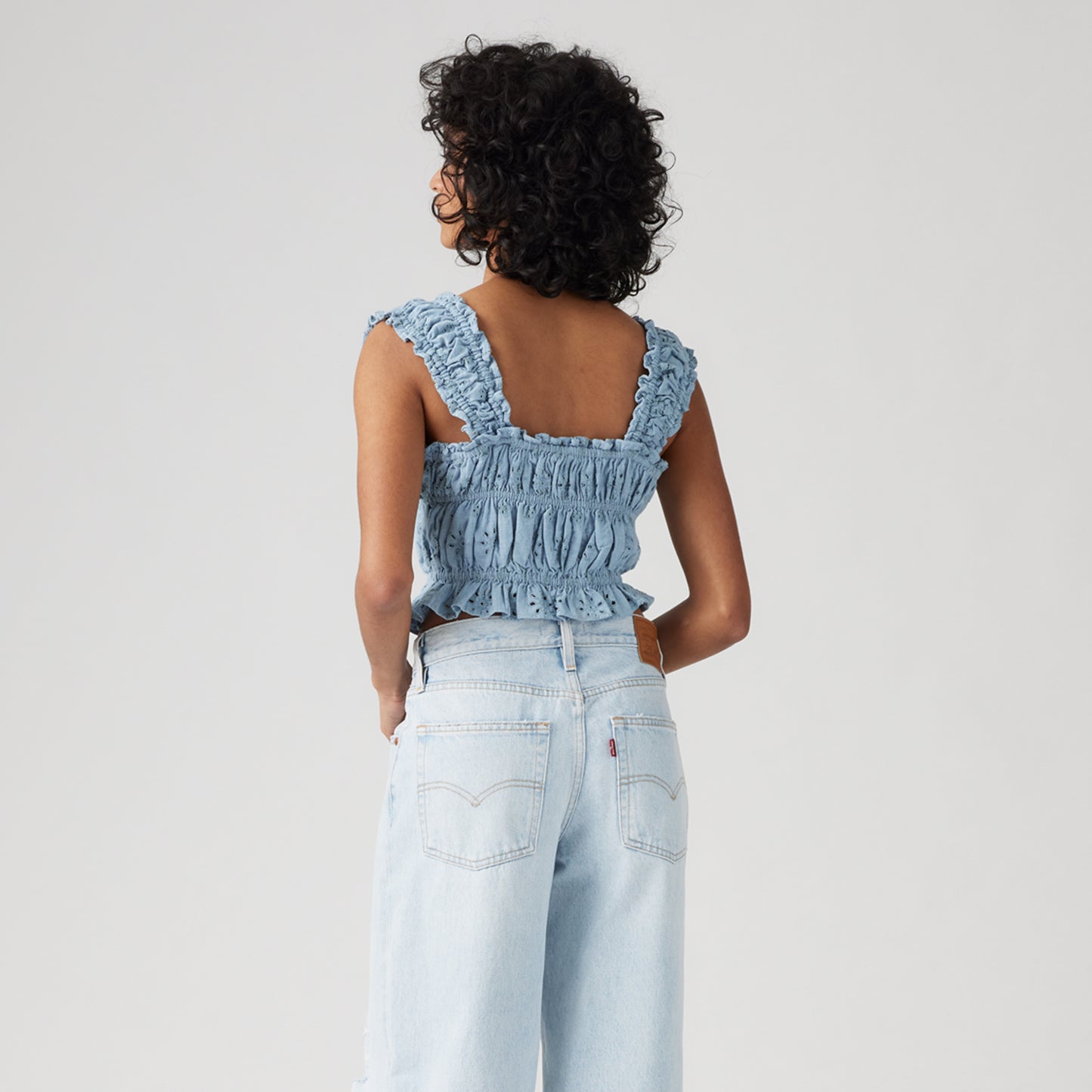 LEVI'S® WOMEN'S AMAYA BLOUSE - MED INDIGO - FLAT FINISH