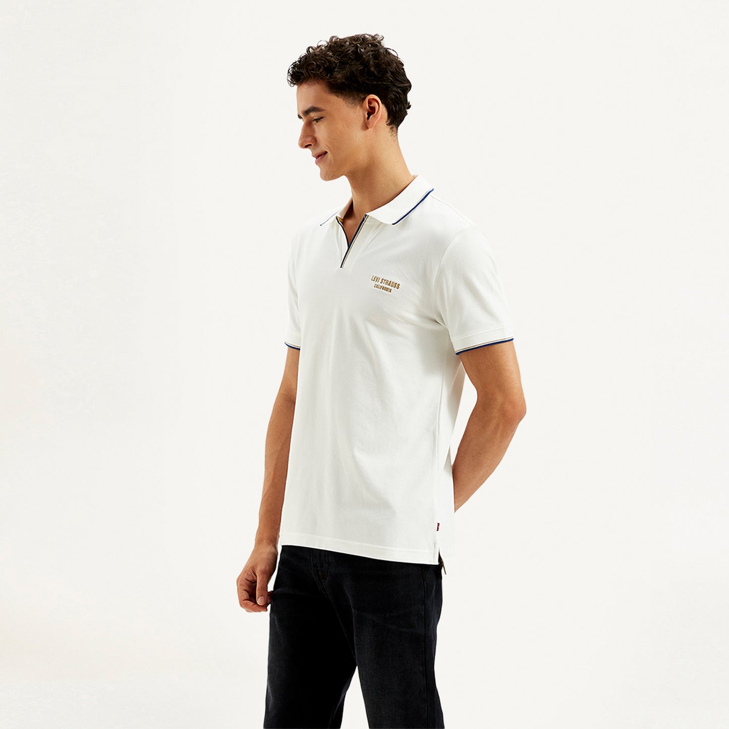 LEVI’S® MEN'S SOLID SLIM FIT POLO T-SHIRT - WHITE