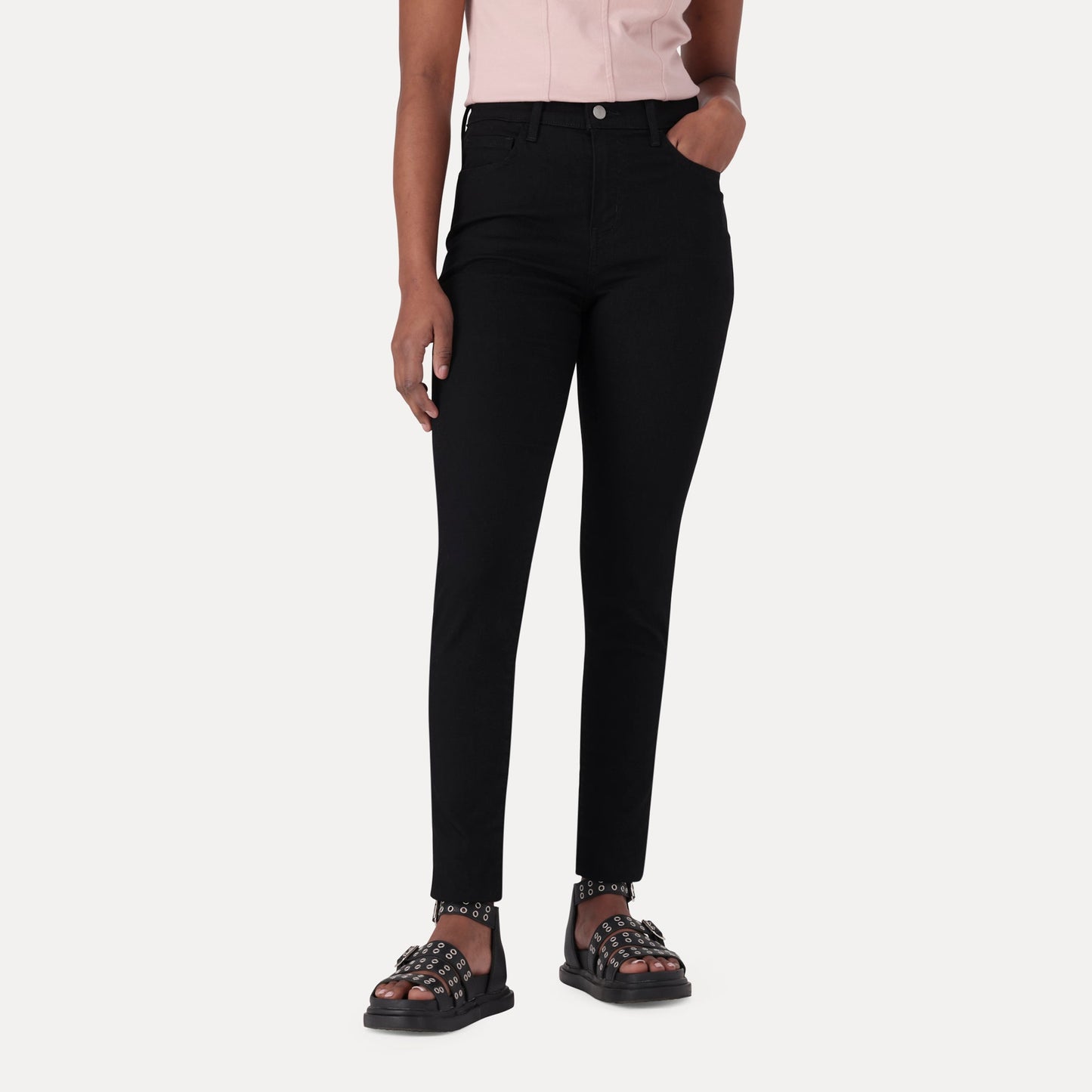 LEVI’S® WOMEN'S 710 MID-RISE SUPER SKINNY JEANS - BLACK