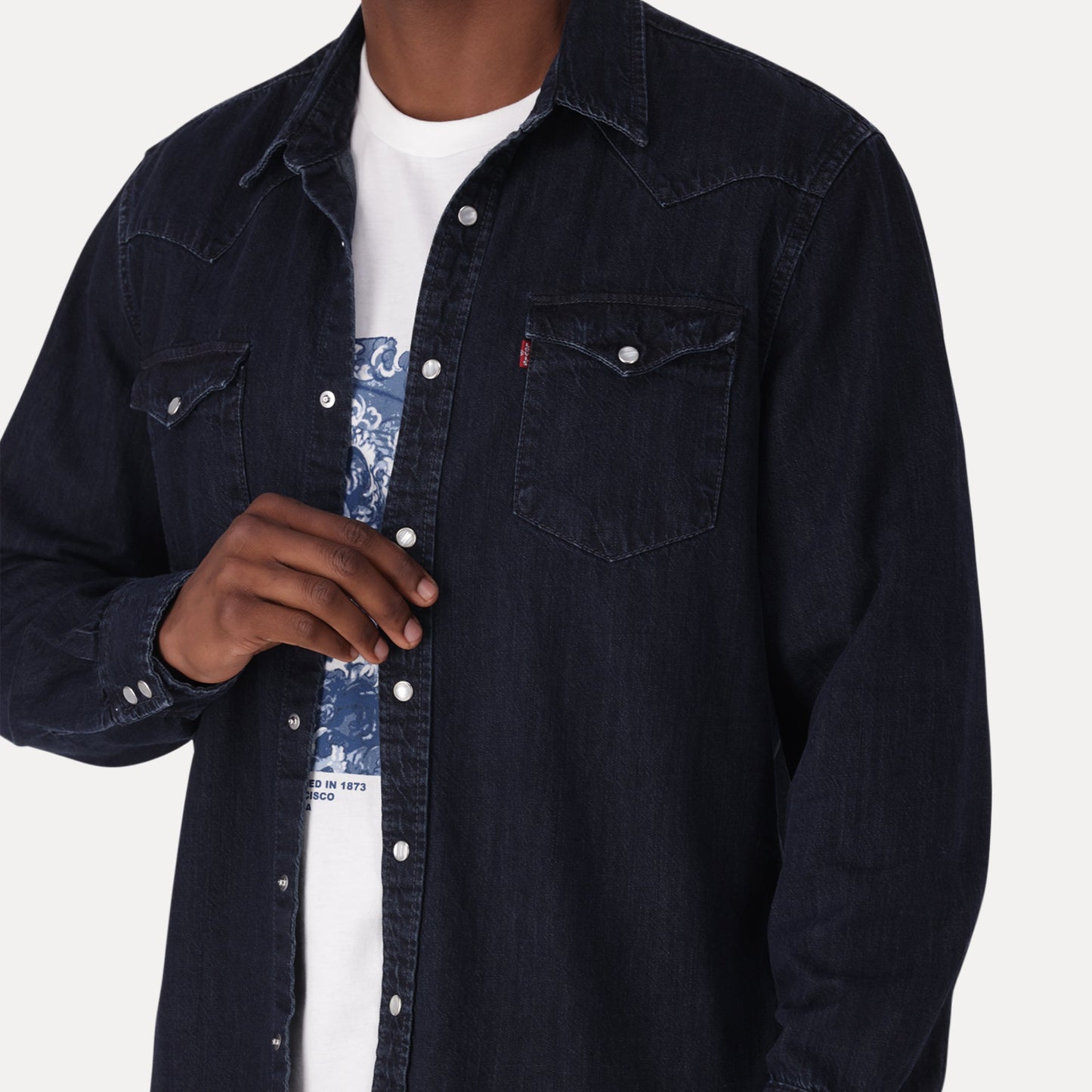 LEVI'S® MEN'S CLASSIC STANDARD FIT WESTERN SHIRT - BLUE