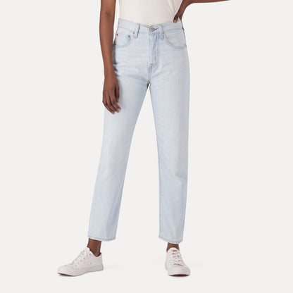 LEVI’S® WOMEN’S 501® ORIGINAL LIGHTWEIGHT CROPPED JEANS - LIGHT INDIGO - WORN IN