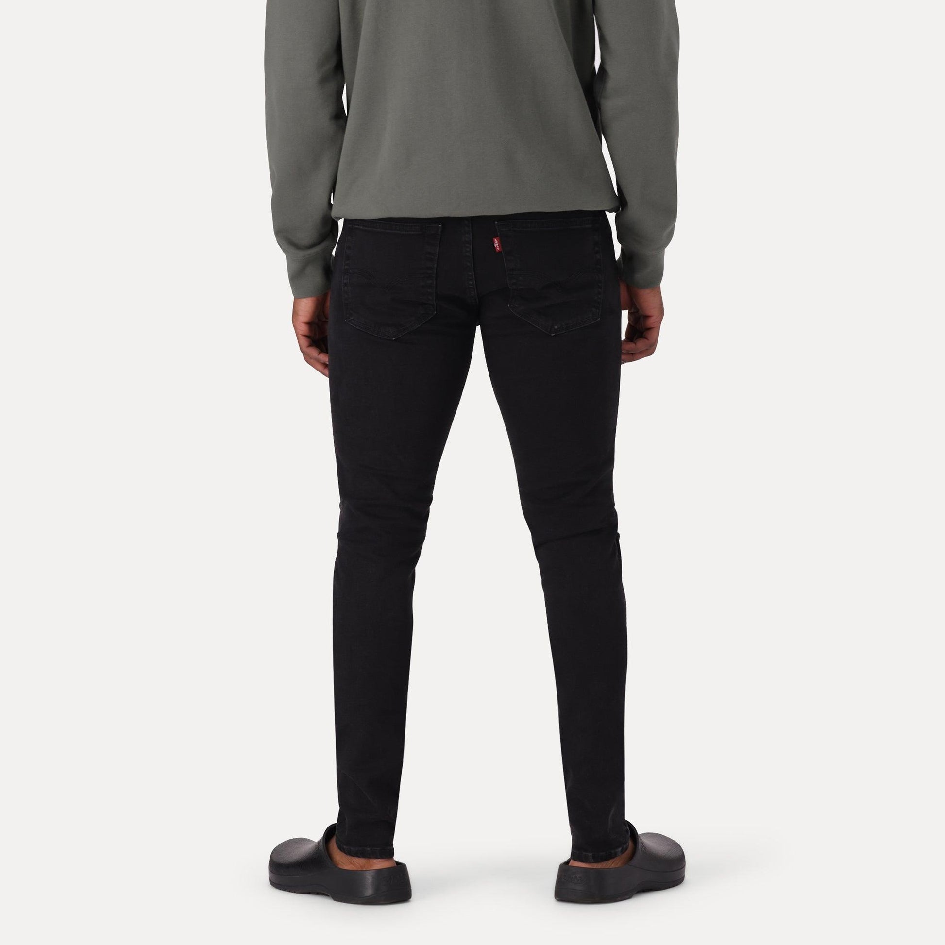 SKINNY TAPER FIT JEANS - BLACK