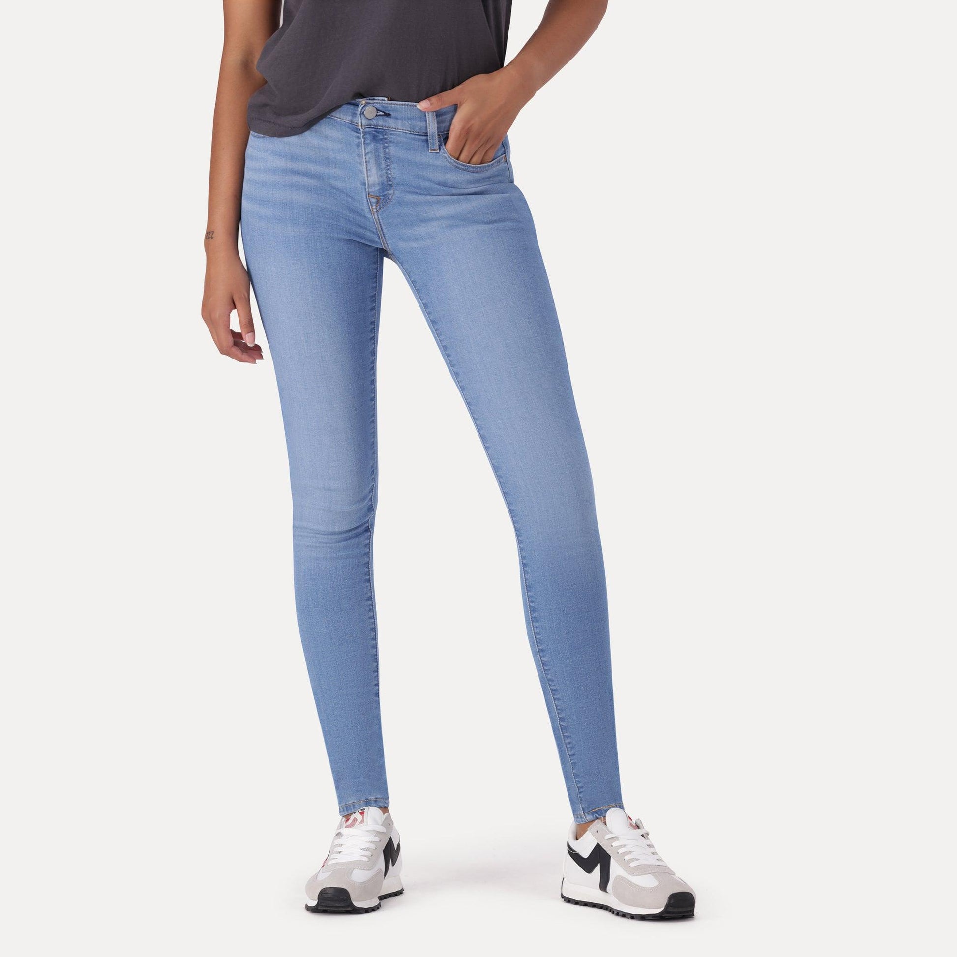 710 MID-RISE SUPER SKINNY JEANS - MED INDIGO - WORN IN