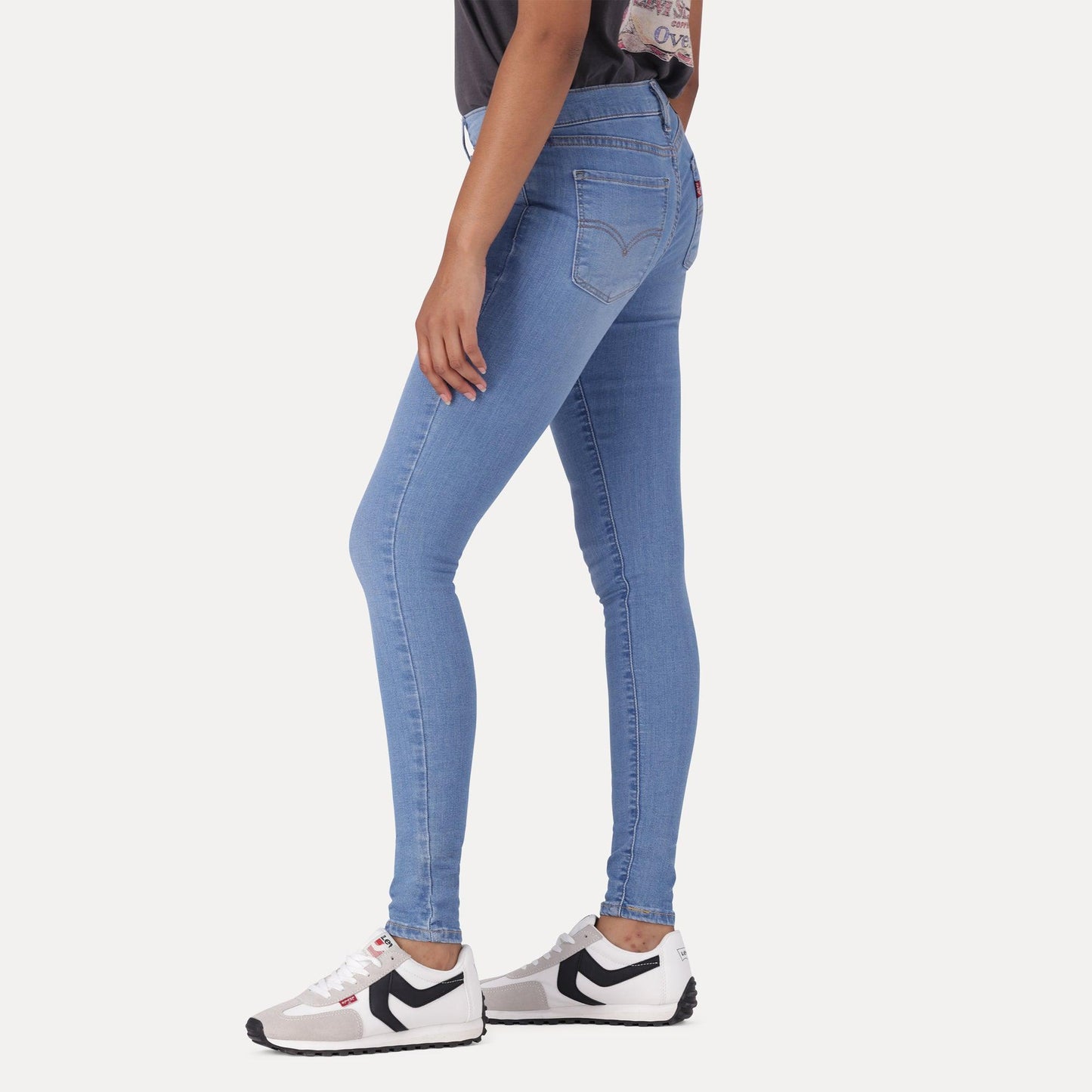 710 MID-RISE SUPER SKINNY JEANS - MED INDIGO - WORN IN