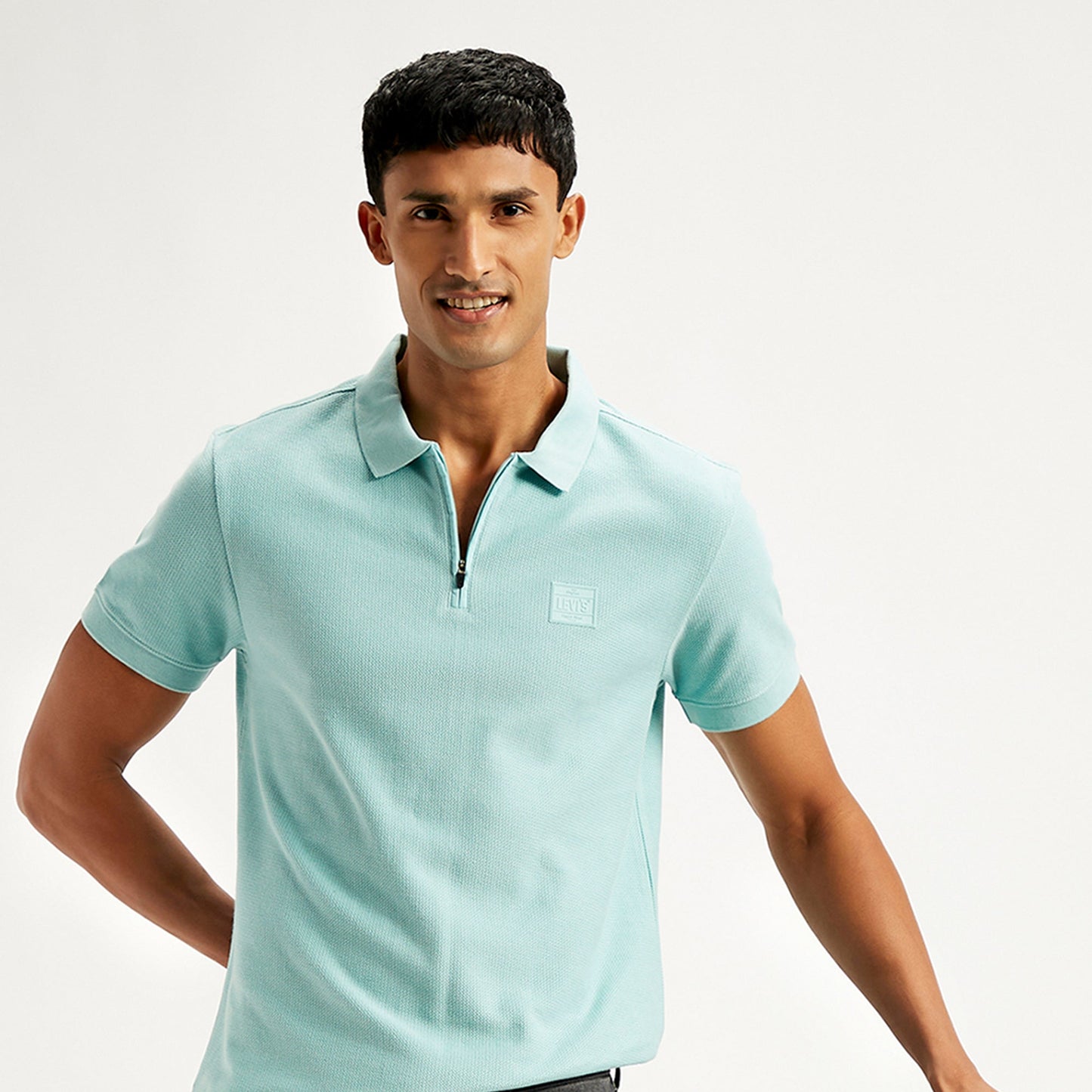 LEVI'S® MEN'S TEXTURED SLIM FIT POLO T-SHIRT - BLUE