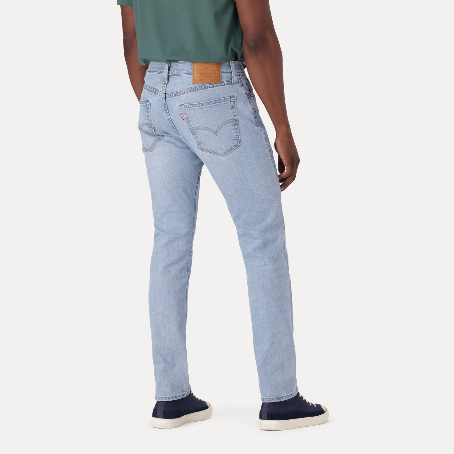 LEVI'S® MEN'S 502™ TAPER JEANS - LIGHT WASH