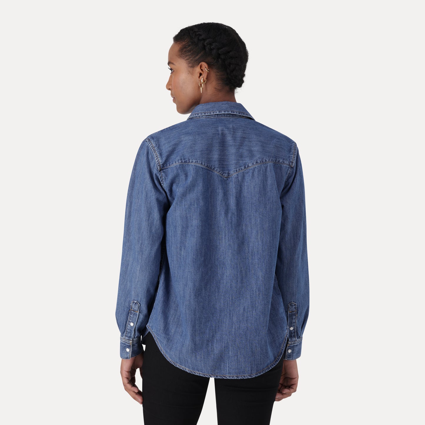 LEVI'S® WOMEN'S ICONIC WESTERN SHIRT - DARK INDIGO - FLAT FINISH