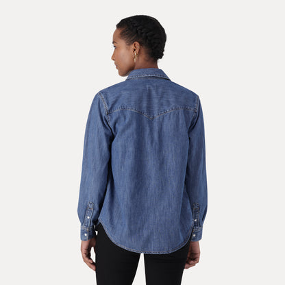 LEVI'S® WOMEN'S ICONIC WESTERN SHIRT - DARK INDIGO - FLAT FINISH
