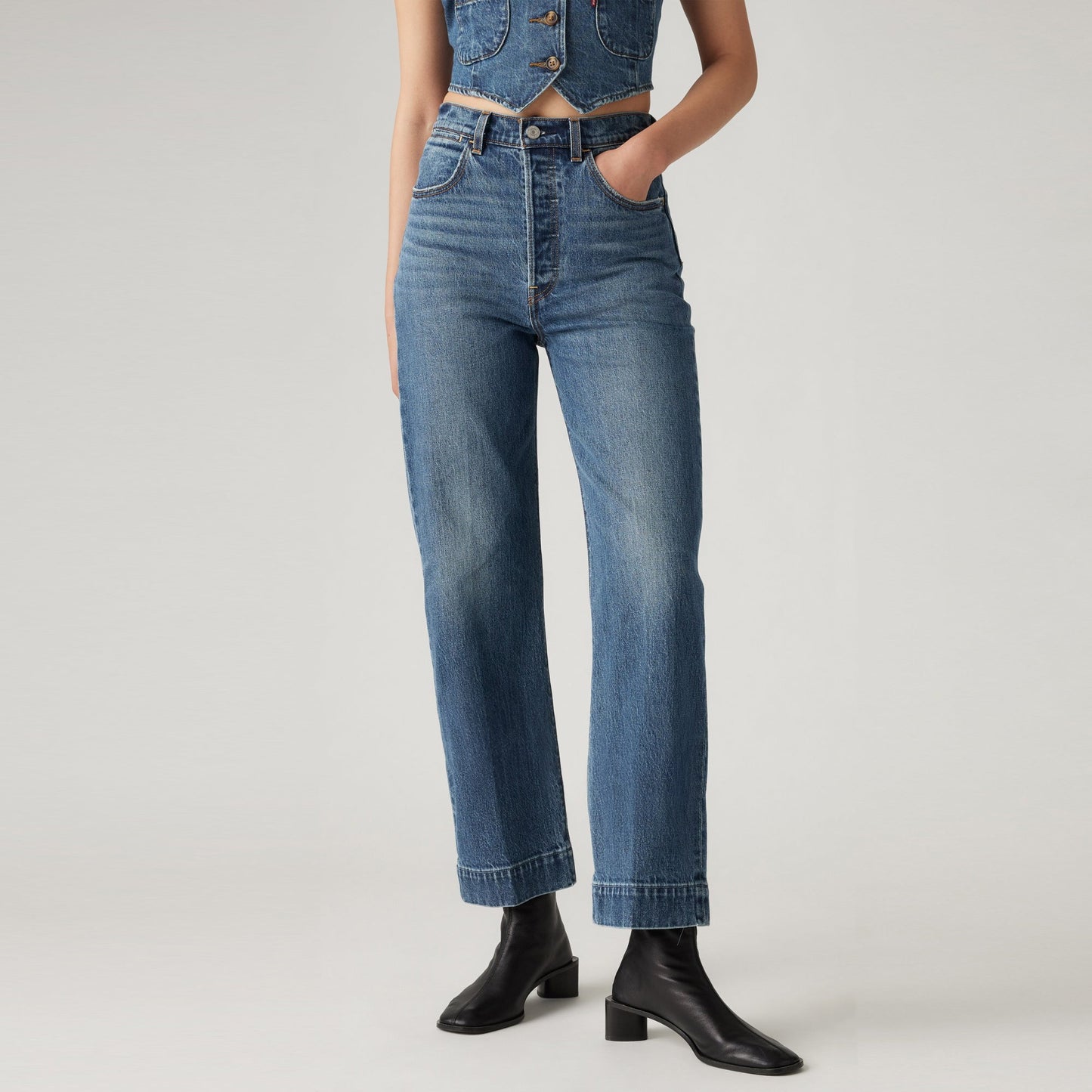 LEVI'S® WOMEN'S RIBCAGE STRAIGHT ANKLE TAILORED JEANS - DARK INDIGO - WORN IN
