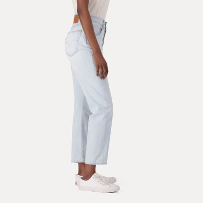 LEVI’S® WOMEN’S 501® ORIGINAL LIGHTWEIGHT CROPPED JEANS - LIGHT INDIGO - WORN IN