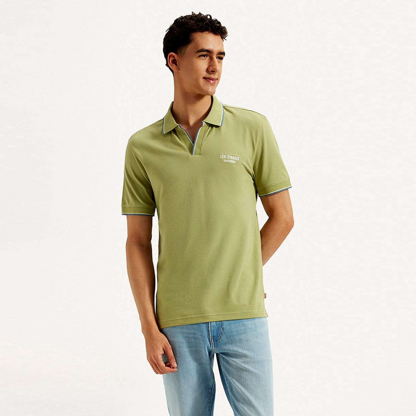LEVI’S® MEN'S SOLID SLIM FIT POLO T-SHIRT - GREEN