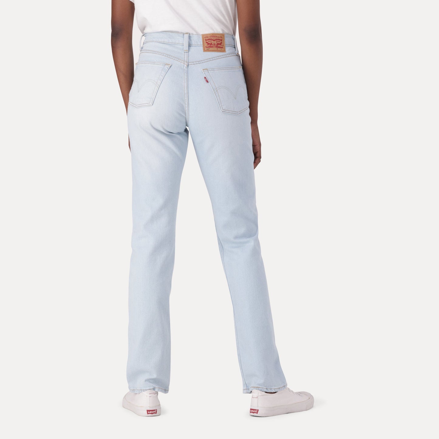 LEVI'S® WOMEN'S 501® ORIGINAL JEANS - LIGHT INDIGO - WORN IN