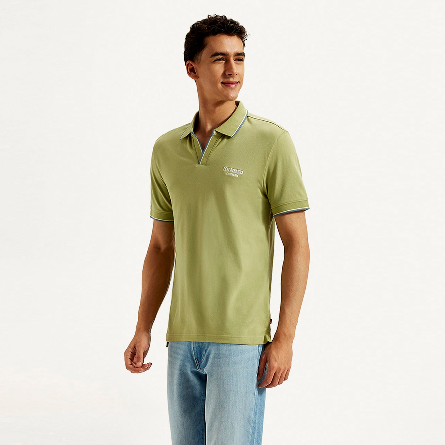 LEVI’S® MEN'S SOLID SLIM FIT POLO T-SHIRT - GREEN