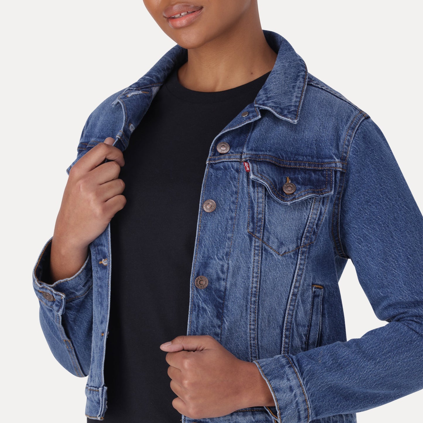 LEVI’S® WOMEN'S ORIGINAL TRUCKER JACKET - MED INDIGO - WORN IN