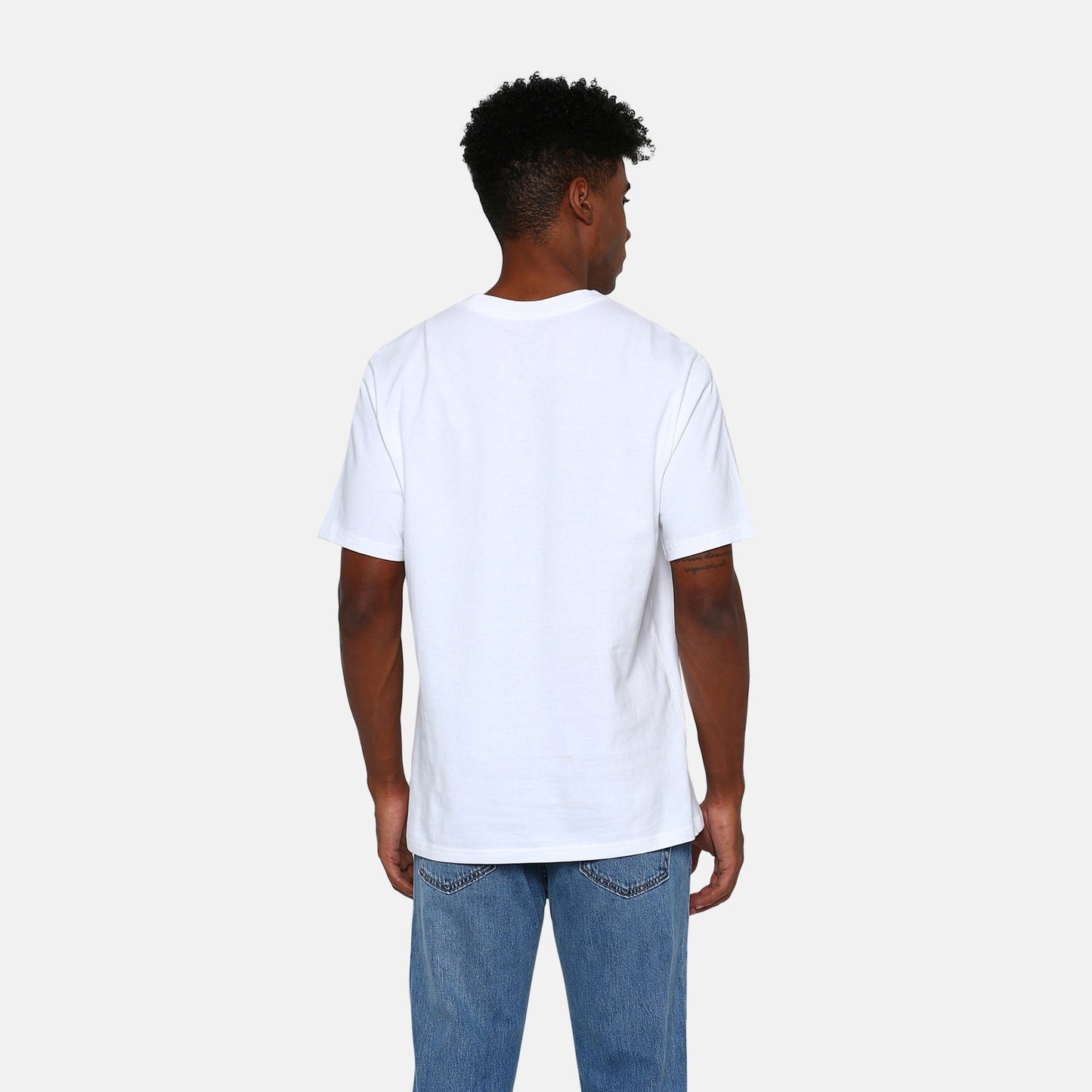 LEVI'S® MEN'S RELAXED FIT SHORT-SLEEVE GRAPHIC T-SHIRT - WHITE