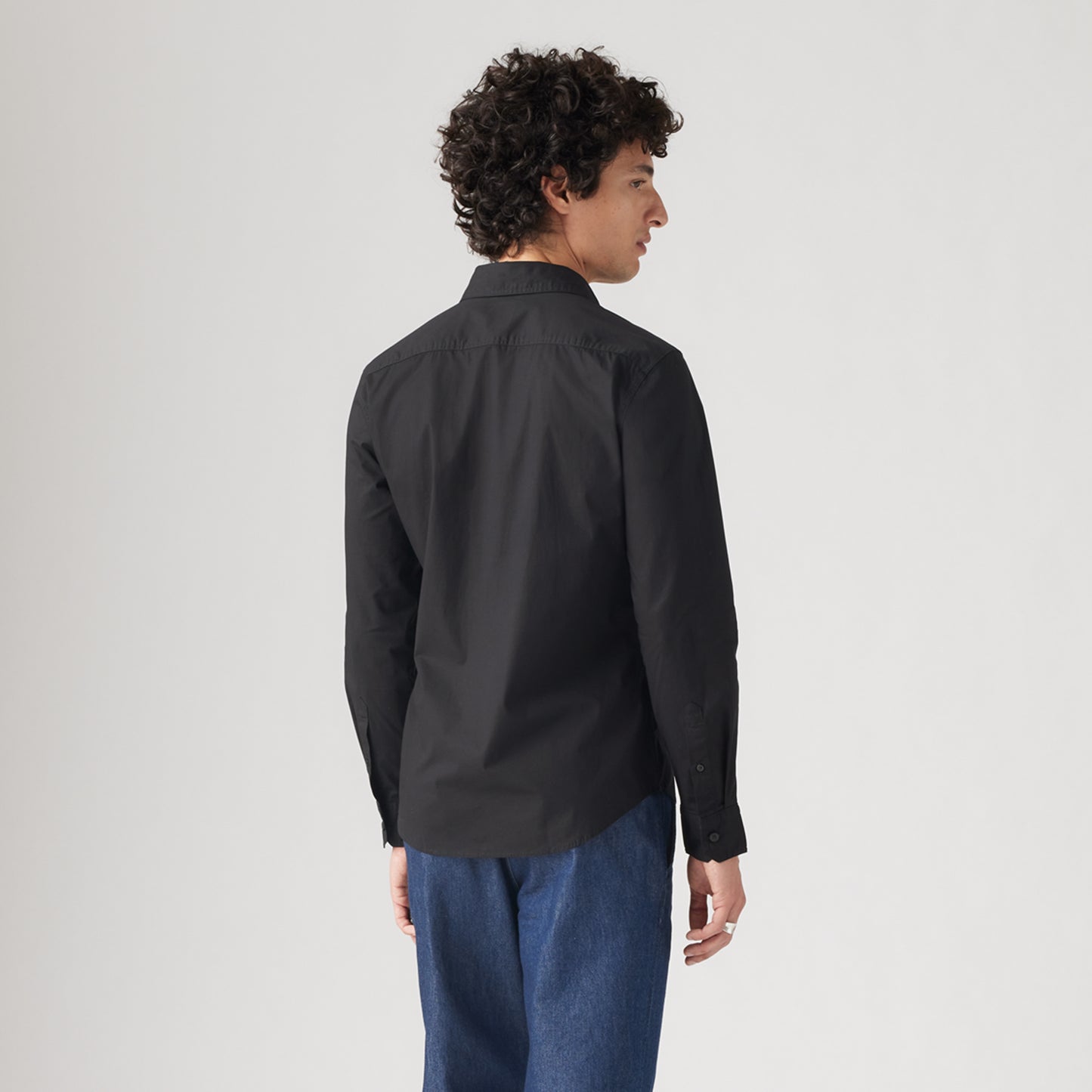 LEVI'S® MEN'S BATTERY HOUSEMARK SLIM FIT SHIRT - BLACK